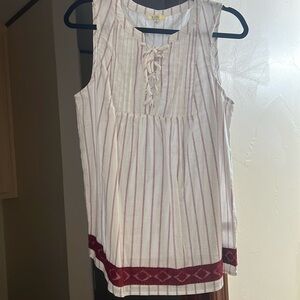 Worn once lace up burgundy and white tank